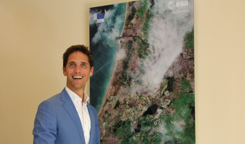Wethouder Roberto ter Hark wil Noordwijk meer laten profiteren van de ruimtevaart. | Foto: Wim Siemerink