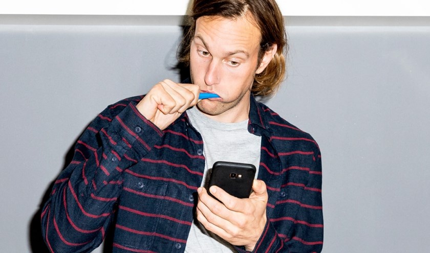 Ga niet zomaar in op verzoeken via e-mail, app of sms, voor je het weet geef je gegevens af die je nooit had moeten vrijgeven.