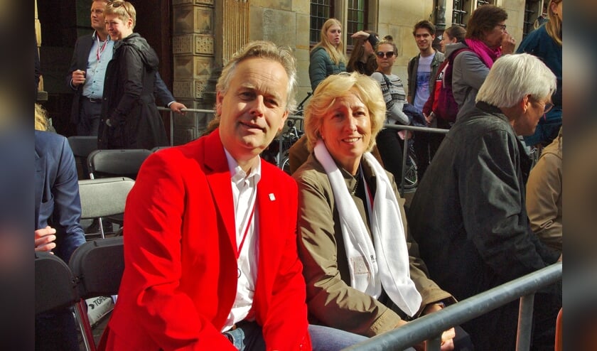 De Leiderdorpse burgemeester Laila Driessen en wethouder Willem Joosten.