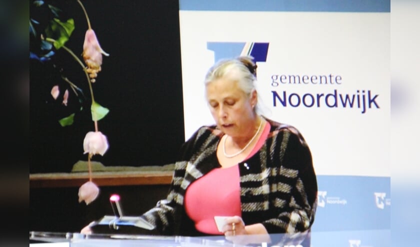 Astrid Warmerdam staat achter het Deltaplan Wonen. | Foto en tekst: Wim Siemerink