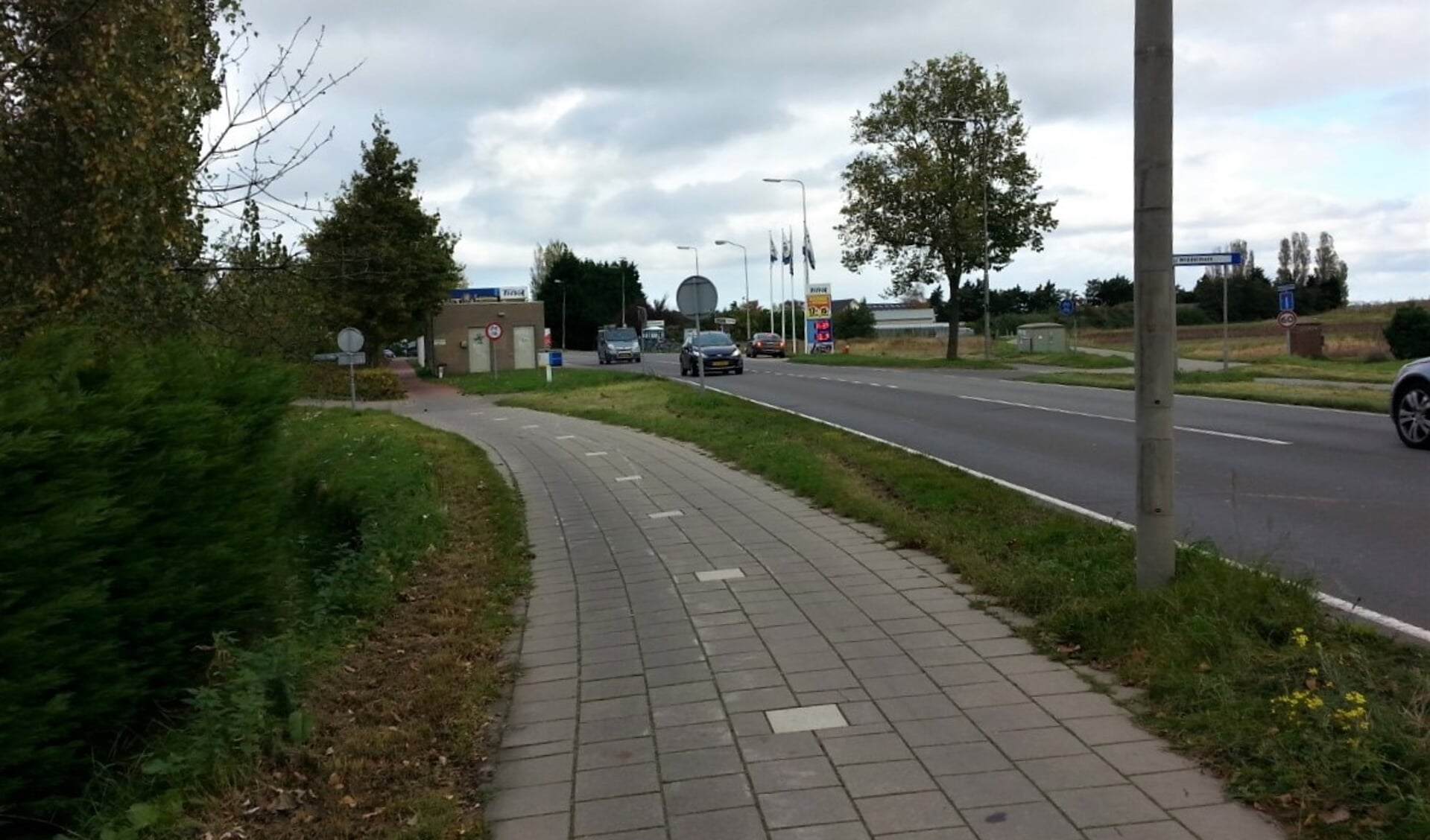 Uitstel overname van Noordwijkerweg-N449 vanwege 'verdachte' grond. | Foto: CvdS.