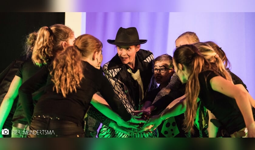 Scene uit de musical Esther. | Foto: De Vliegende Speeldoos.