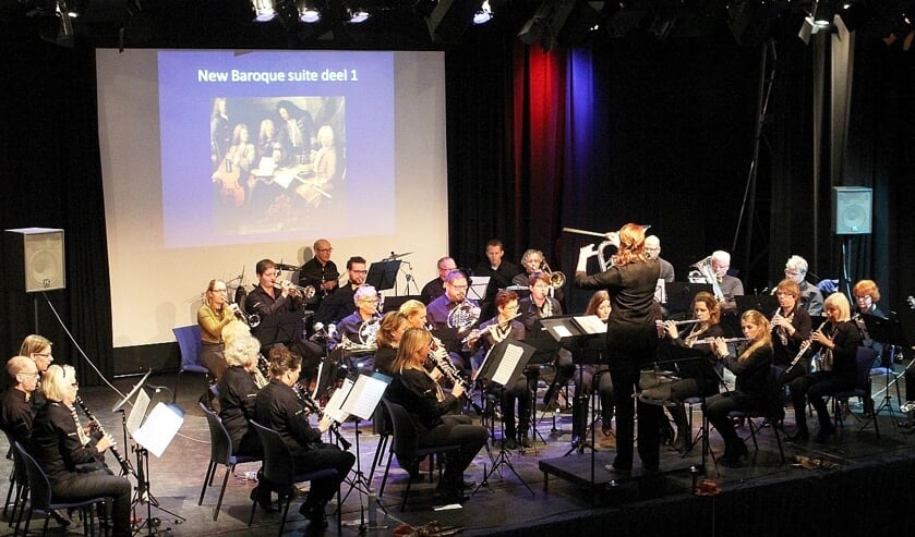 Harmonie St. Matthias repeteert op maandagavond in Warmond. | Foto: PR