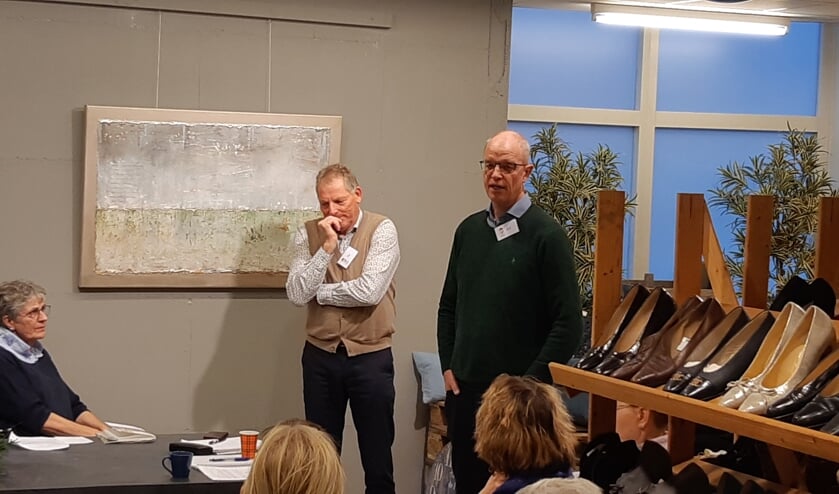 Gijsje Duijzer wordt geinterviewd door Erik Hietkamp en Piet Overduin.