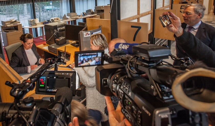 Veel mediabelangstelling voor Natasja Geyteman-Bos.