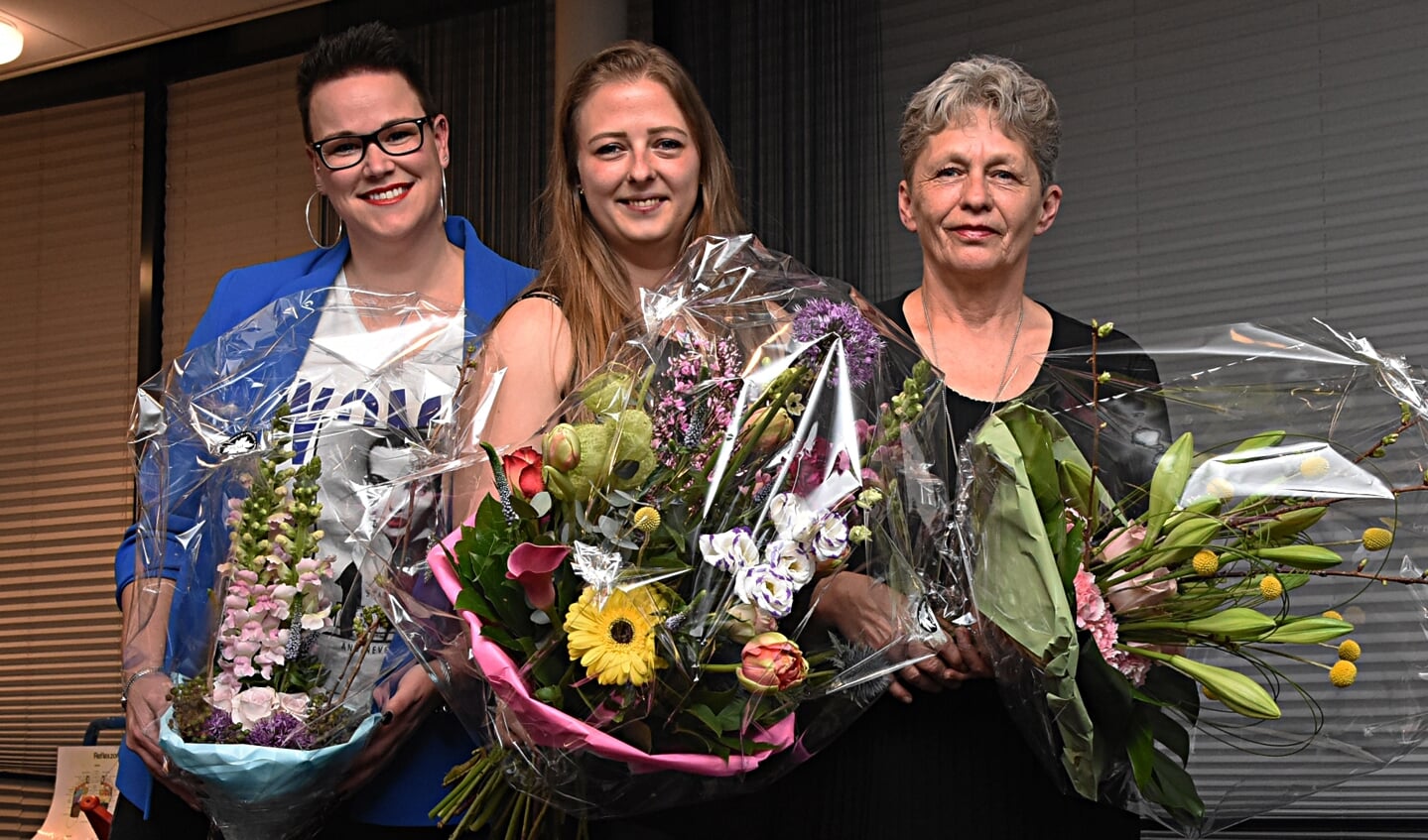 De drie genomineerden:  Rianne Hogewoning, Nadine de Koning en Anita Laterveer. | Foto: Piet van Kampen