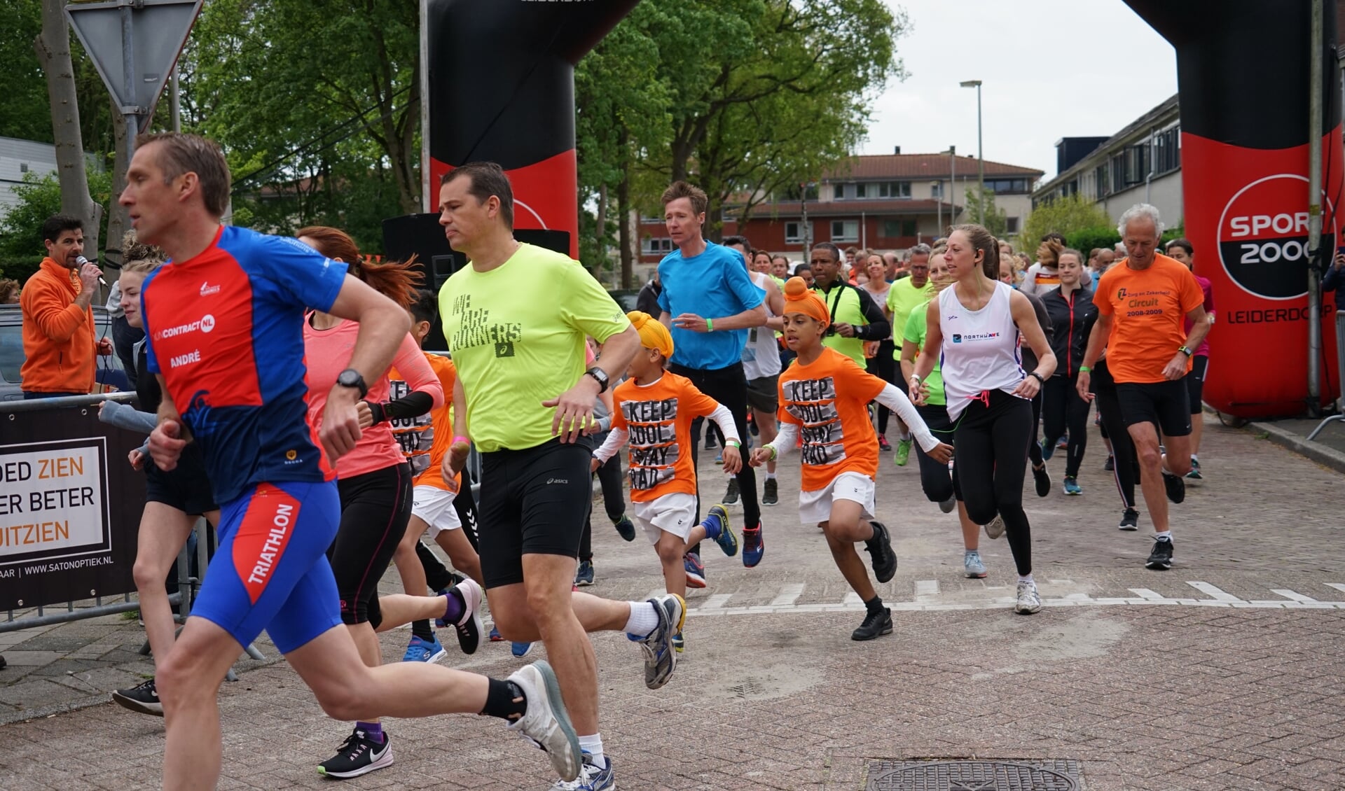 De start van de 5 en 10 kilometer bij de Oranjeprestatieloop van 2019. Bij de editie van 2021 loopt iedereen zijn eigen rondje op zijn eigen moment, tussen 19 en 26 april.  