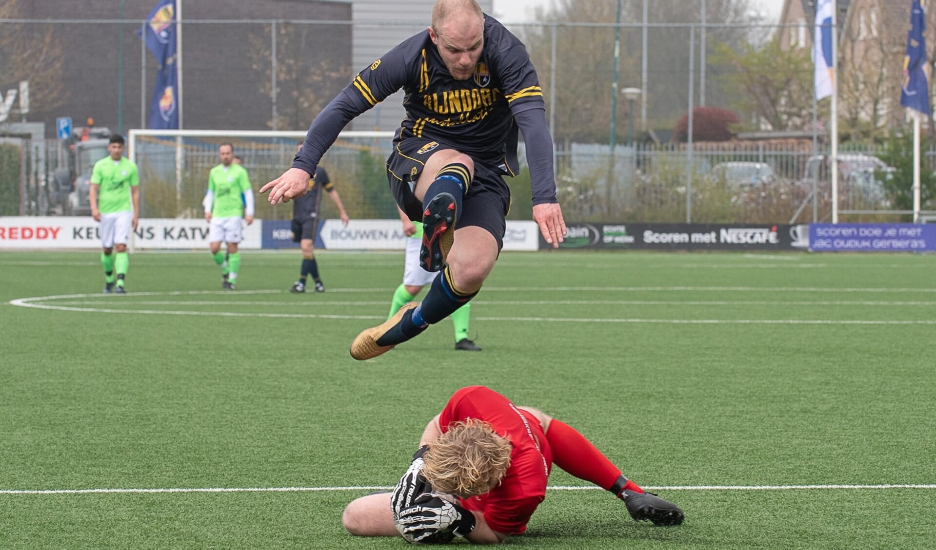 Bob den Hollander, met twee doelpunten man of the match, was hier ook dichtbij een treffer. | Foto lichtenbeldfoto.nl