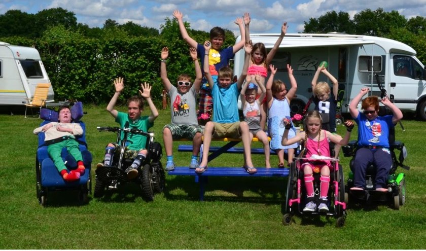 Handicamp houdt een open dag bij Samoza in Vierhouten om te laten zien dat je met een beperking ook prima kunt kamperen.