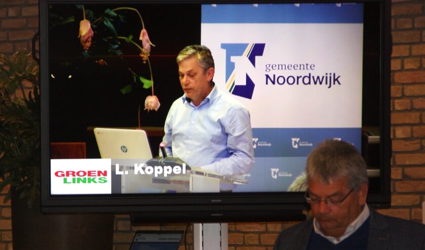 Louis Koppel uitte waardering en kritiek richting wethouder Salman. | Foto: WS