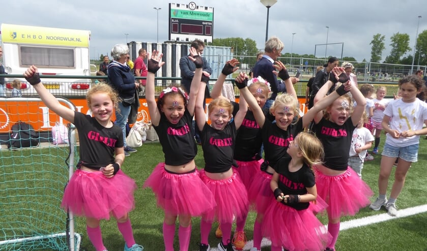 Deze meiden hebben er duidelijk veel zin in. | Foto: Ina Verblaauw