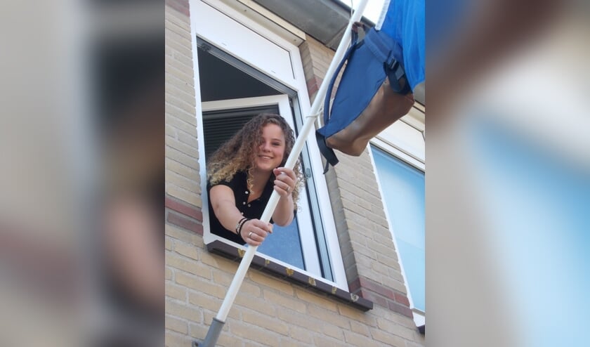 Tessa Meiland kan blij en opgelucht haar middelbare schoolperiode afsluiten. | Foto: Piet de Boer