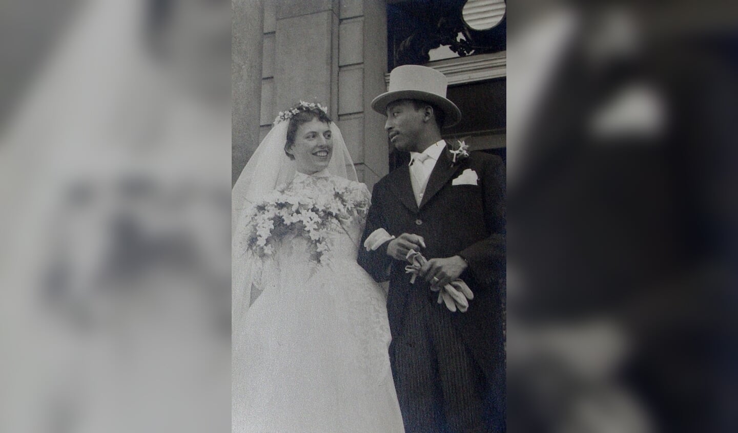 Het kersverse bruidspaar op 13 augustus 1959.