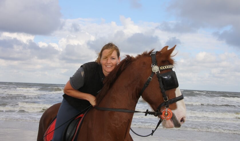 Janneke heeft grote liefde voor paarden én de Valkenburgse Mart.
