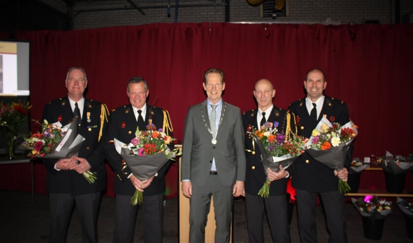 Trotse gezichten bij de uitreiking. | Foto: Annemiek Cornelissen.