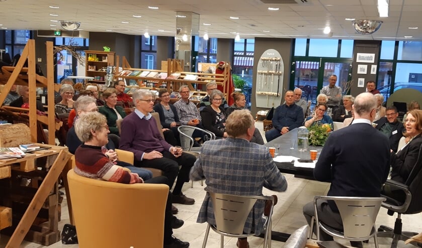 Burgemeester Carla Breuer vertelt over haar werk en privéleven tijdens Levenskunst. | Foto: pr.