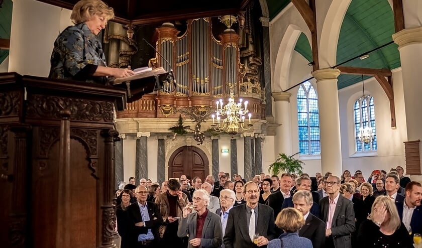 Burgemeester Driessen hield haar nieuwjaarstoespraak vanaf de kansel in de 400 jaar oude Dorpskerk.