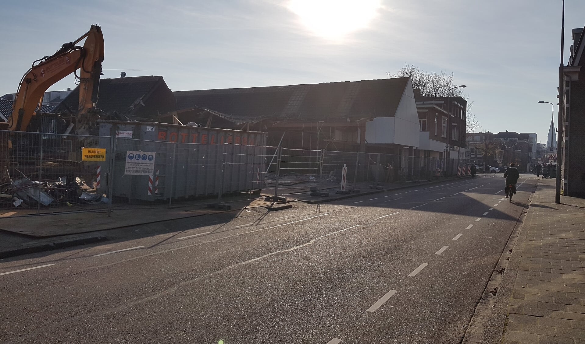 Het interieur van de supermarkt aan de Hoofdstraat is vorige week gesloopt. | Foto: MV