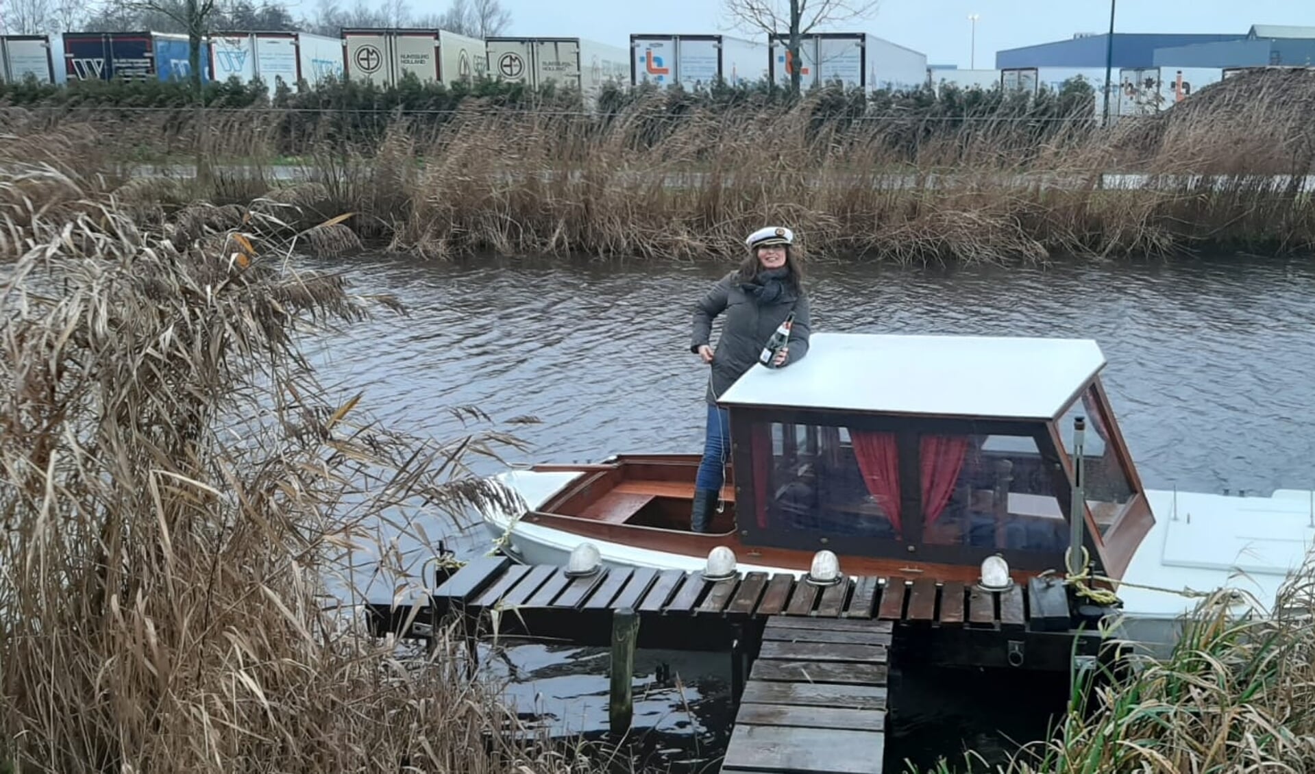 Eva van Duijn in het notarisbootje. | Eigen foto's