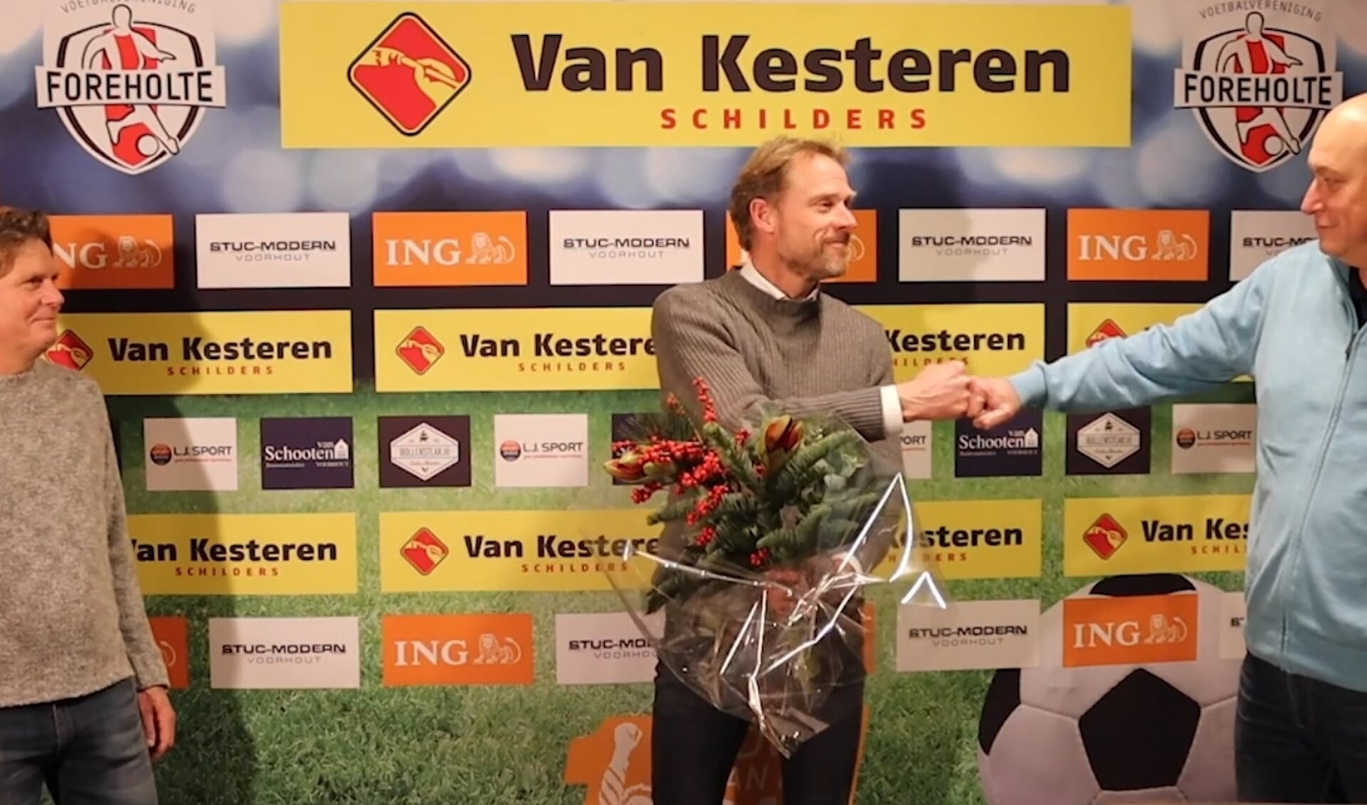 Pascal Roffelsen (TC), Frank Bloemenheuvel (hoofdtrainer) en Ton van Bladeren (TC).