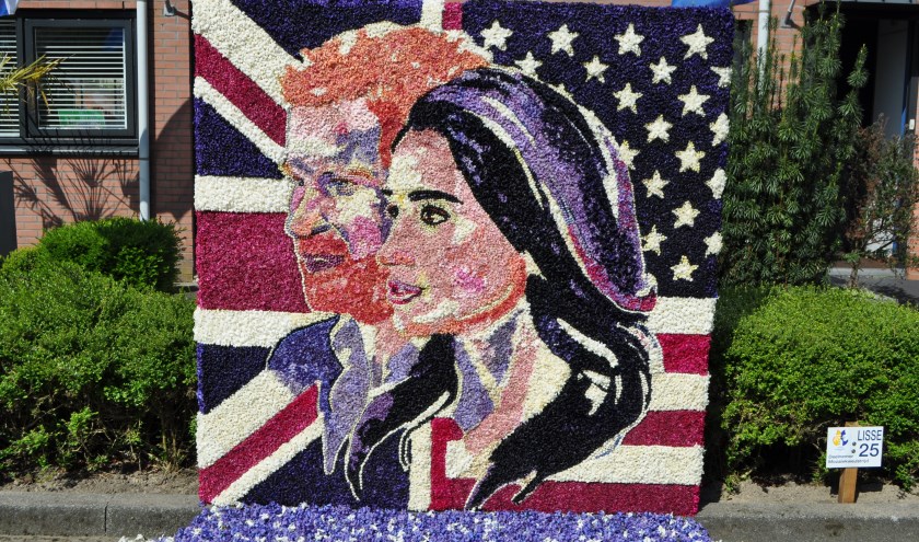 Twee jaar geleden won dit bloemenmozaïek met prins Harry en Meghan. Nog steeds heel actueel.
