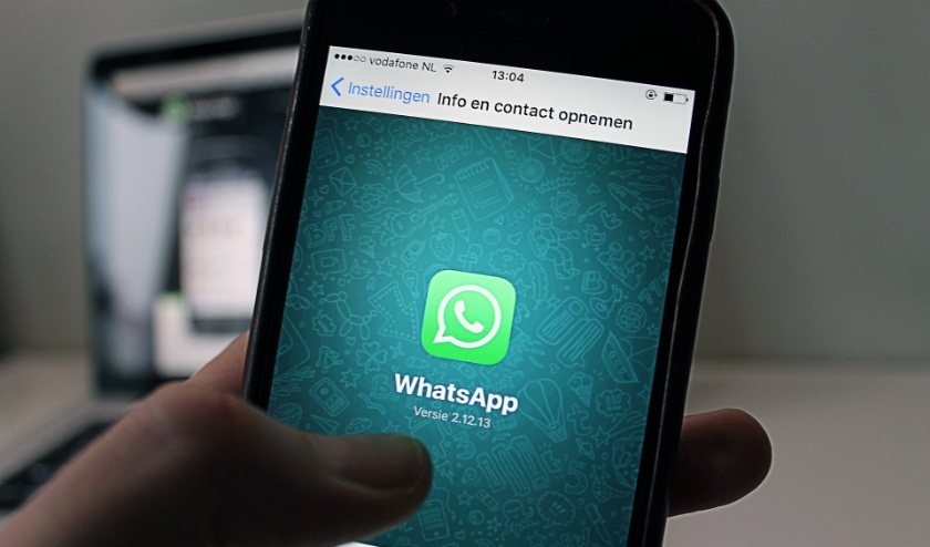 Via bijvoorbeeld een WhatsAppgroep kom je in contact met een kwetsbaar persoon die je kunt helpen.
