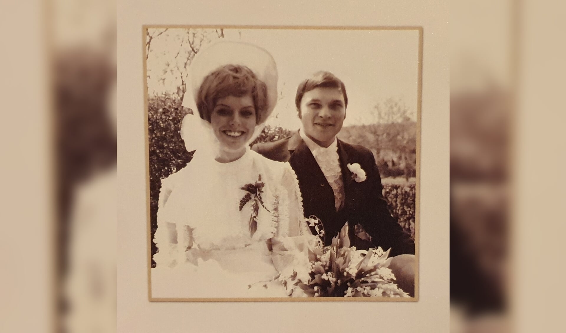 Het kerkelijke huwelijk was op 5 mei 1970, de 'echte' trouwdag volgens het paar. | Foto: met dank aan Jantine Kleermans