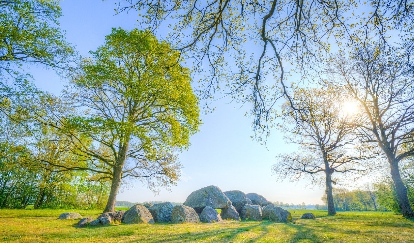 Drenthe staat bekend om de hunebedden. De provincie is als vakantiebestemming favoriet bij inwoners van West-Nederland.