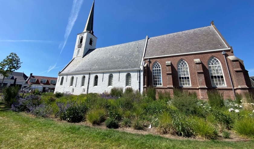In de Witte Kerk zijn er weer live diensten vanaf 30 augustus. | Foto en tekst: Caroline Spaans