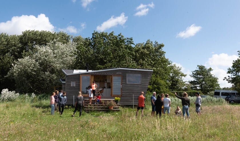 Het tiny house trok veel belangstellenden. | Foto: Richard van Egmond