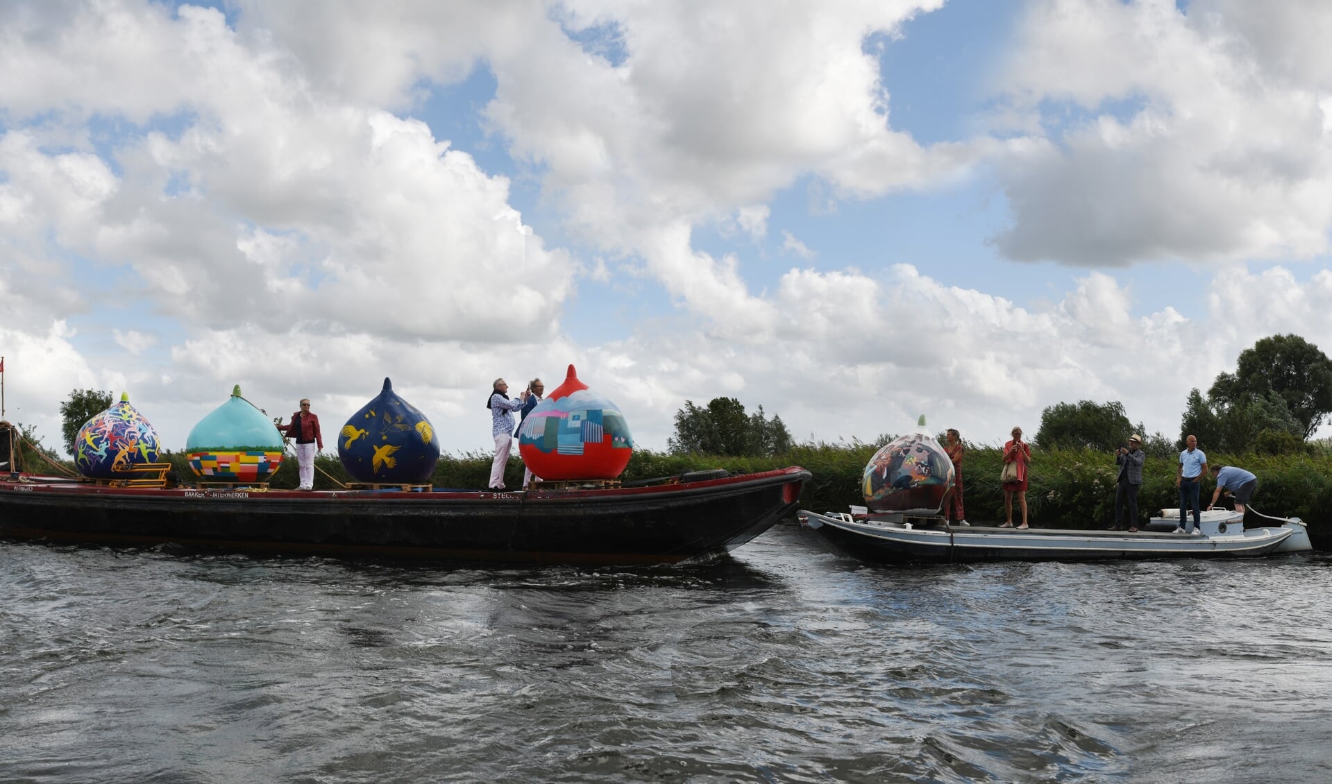 Giant Tulip Bulbs is opgezet door de Gildemeesters Bollenstreek. | Foto:  Elly Stemerdink.