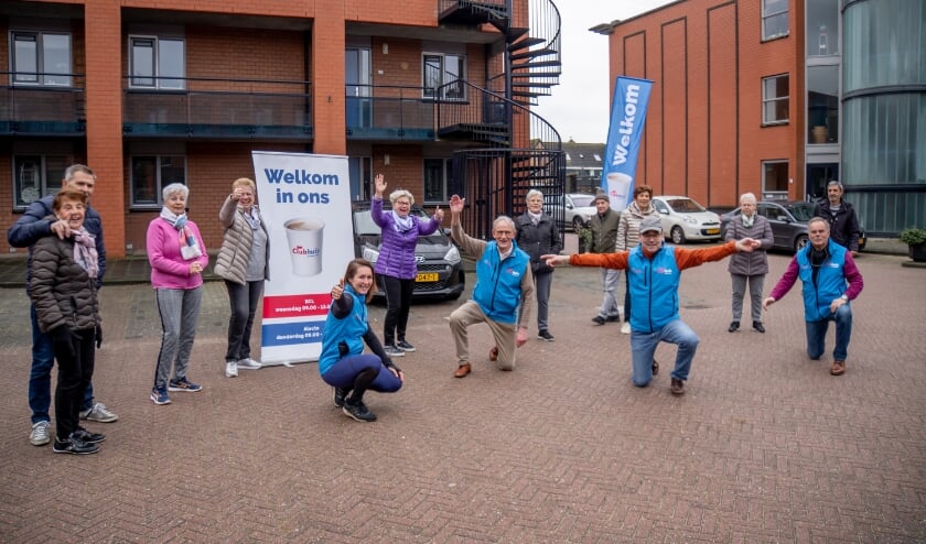 <p>Iedere week wordt een half uurtje BalkonBewegen georganiseerd bij de Brandwacht in Leiderdorp.</p>
