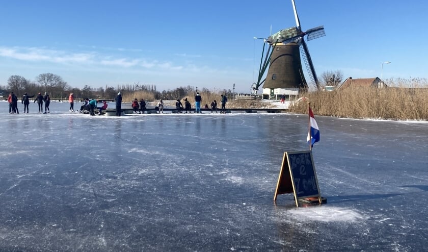 <p>Goed voorbereid het natuurijs op met schaatslessen van VIJL. | Foto: PR </p>