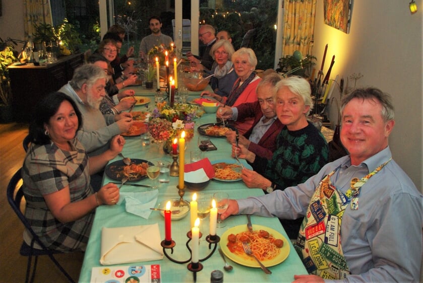<p>Wessel Eijkman: ‘Liever samen eten dan alleen thuis voor de tv met een bord op schoot.’ | </p>