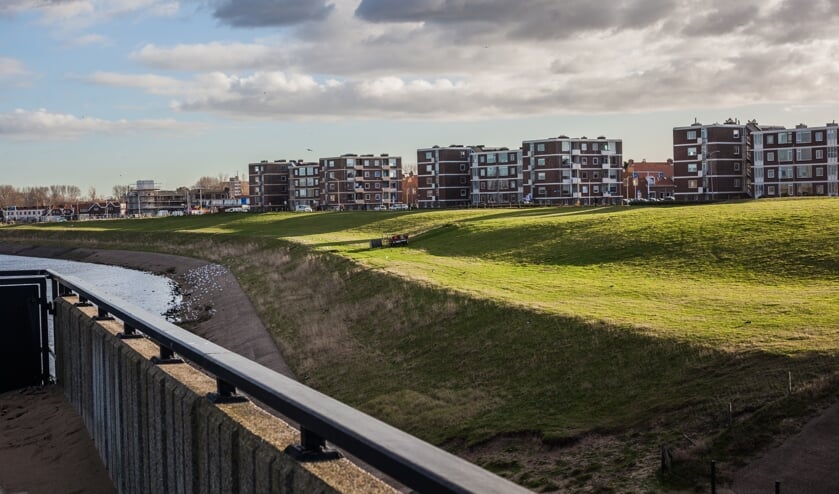 Het Wantveld aan de Rijnmond is volgens het provinciebestuur .... | Foto: Adrie van Duijvenvoorde  