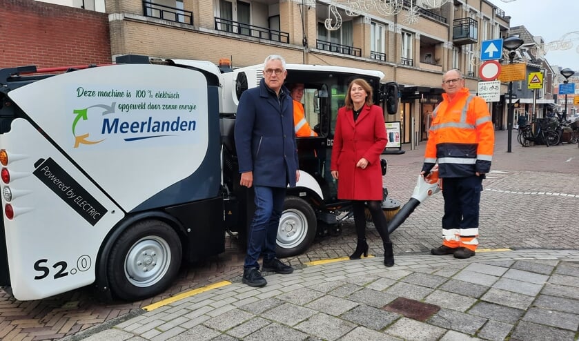 <p>Donderdag werd de nieuwe elektrische reinigingsmachinerie gepresenteerd.</p>