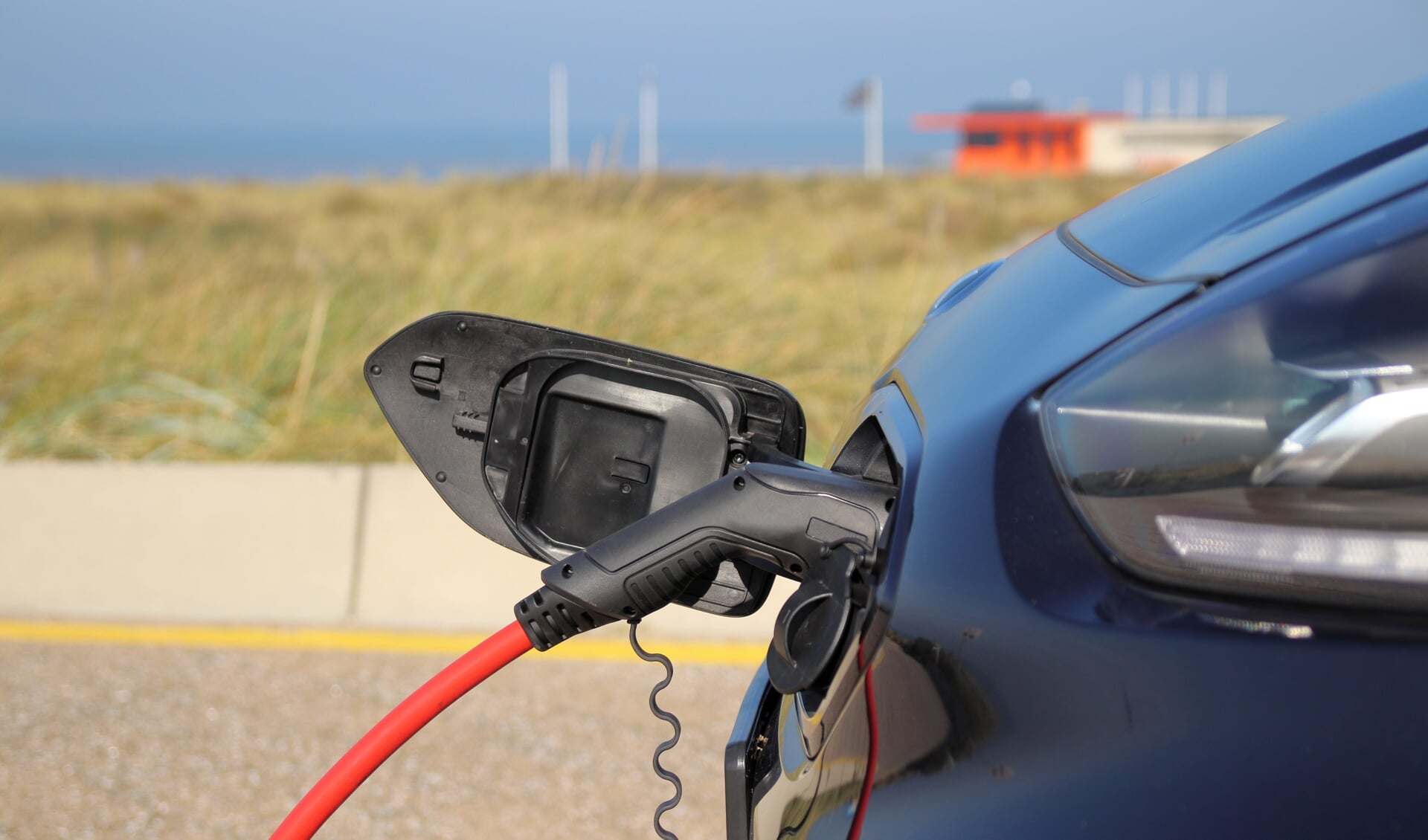 De gemeente wil het opladen van elektrische auto's makkelijker gaan maken. | Foto: PR