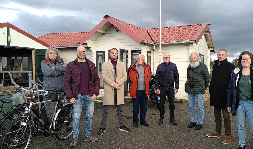 <p>De D66-fractie bezocht afgelopen weekend diverse verenigingen in de Rooversbroekpolder.</p>