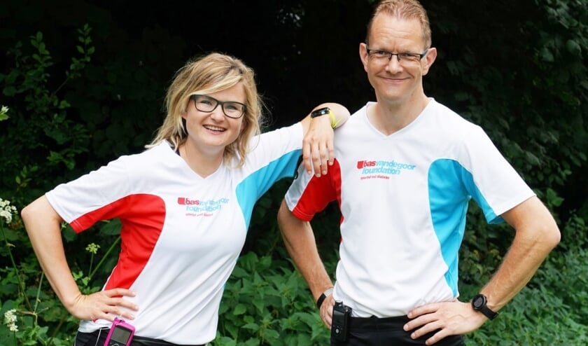 <p>Marco van Stijn en hardloopmaatje Roos Guijt rennen een halve marathon voor het goede doel. | Foto: pr.</p>