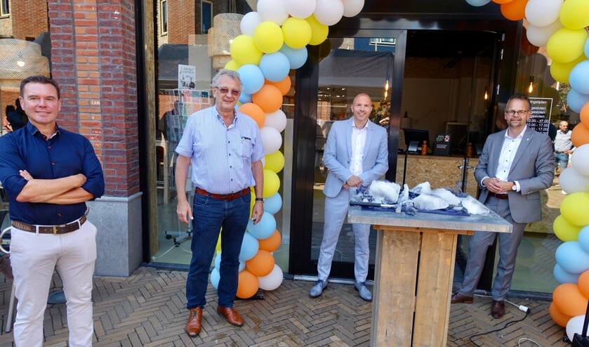 <p>Afgelopen donderdagmiddag werd 't Klaslokaal aan het Emmaplein officieel geopend.</p>