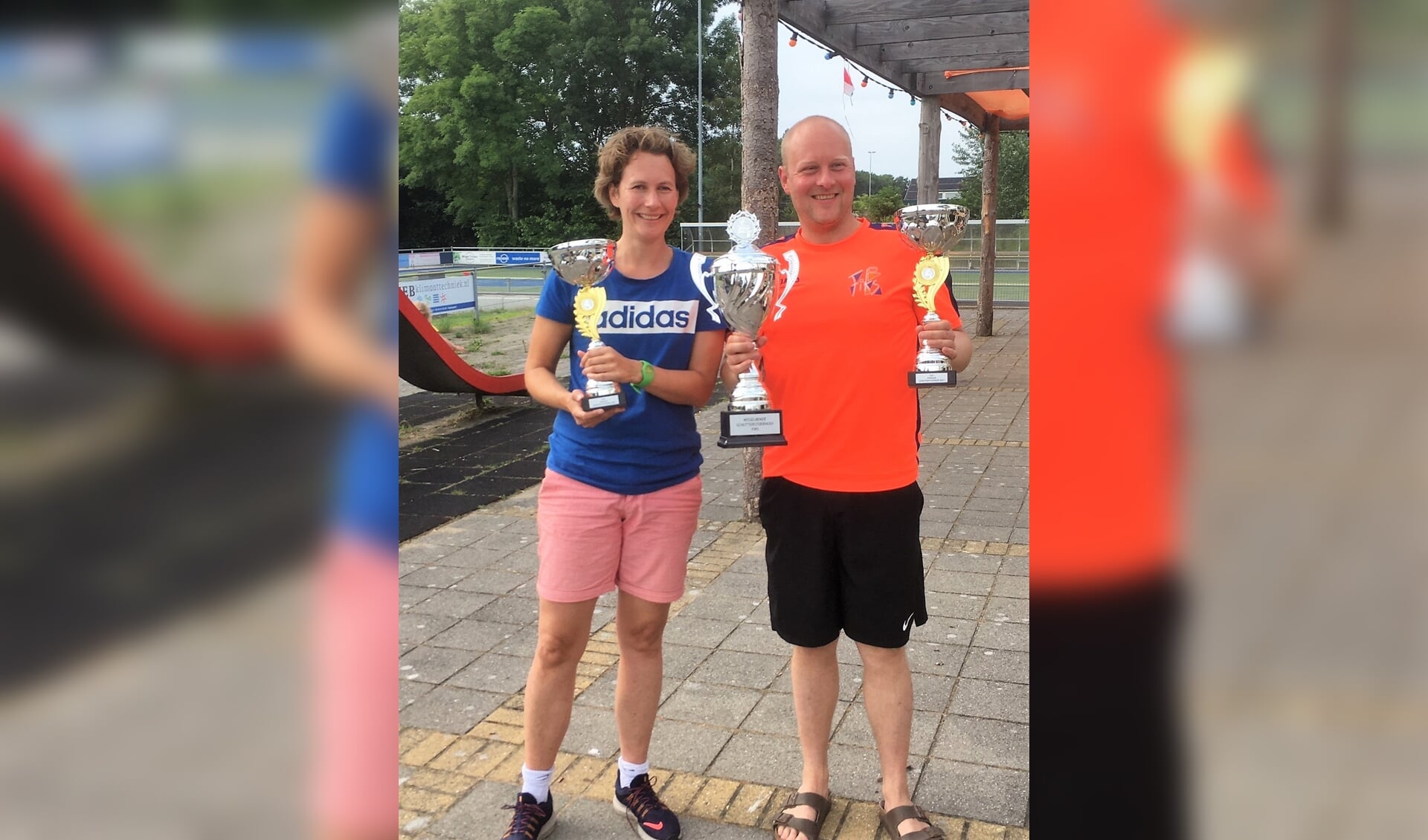 De winnaars van het schutterstoernooi: Domenique Roest en Fenno van de Berg.