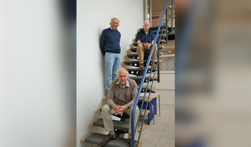 <p>V.l.n.r. René de Vries (Stichting MOL), Emiel Broesterhuizen (LVU) en Bob Reidsma ILeiderdorps Museum) hebben het initiatief genomen voor het opzetten van het Cultuurplatform Leiderdorp.</p>