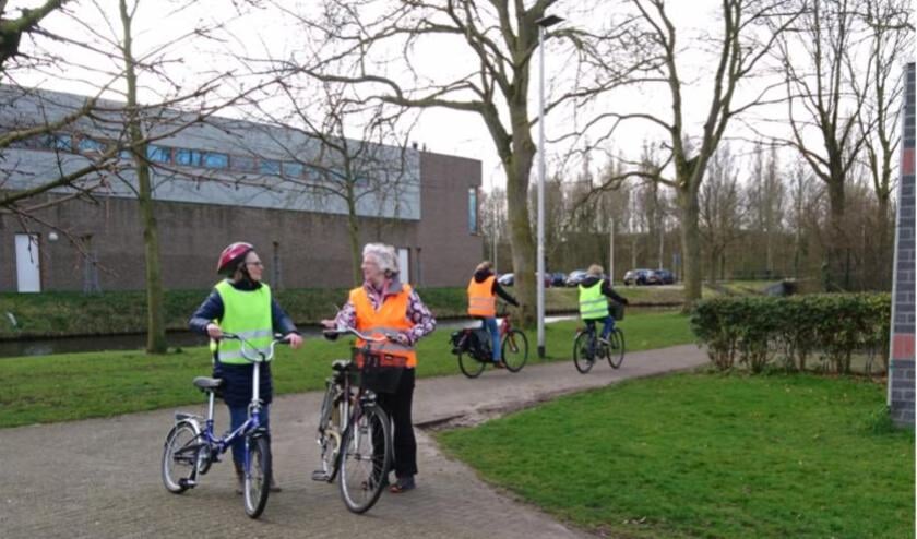 Met de fietscursus leer je weer met plezier te fietsen, terwijl je dat eerder niet meer durfde.