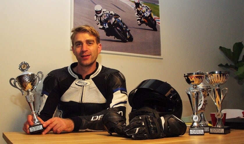 <p>Steven van Haren: 'We zijn nog op zoek naar een extra coureur binnen ons team'. | Foto Willemien Timmers</p>