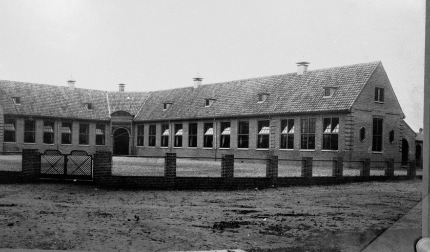 <p>Wilhelminaschool 100 jaar geleden. | Foto: pr</p>