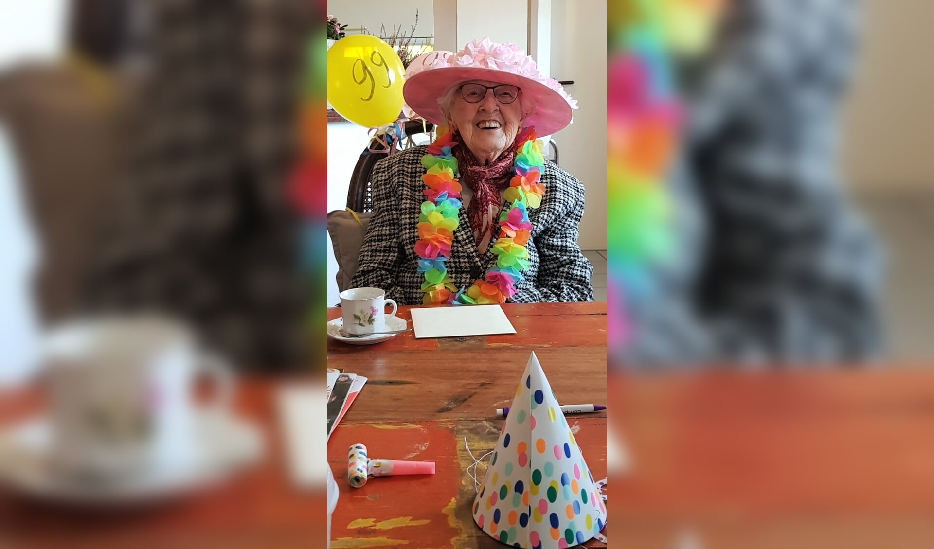 Rie van Ruiten vierde haar 99e verjaardag.