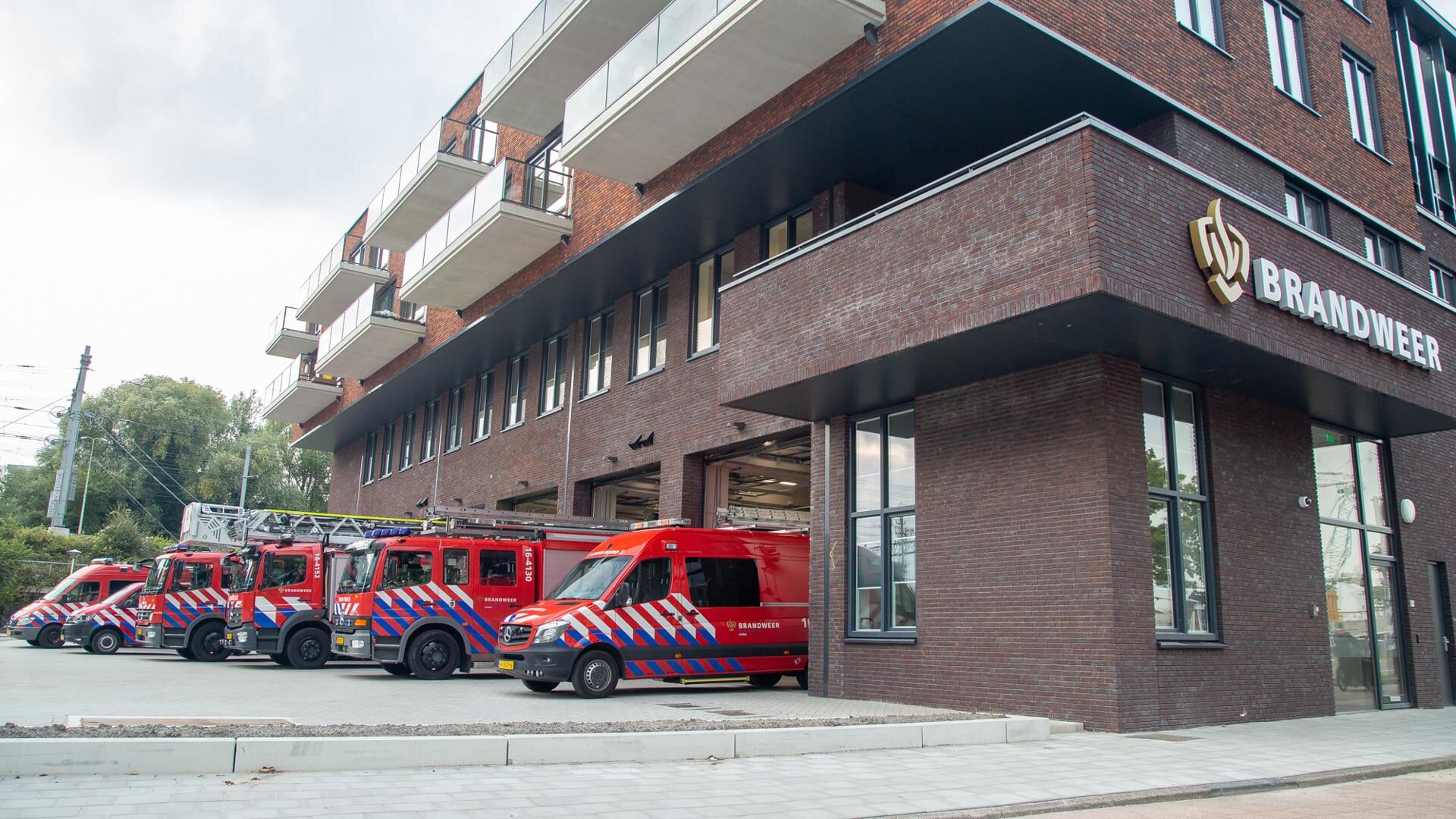 De nieuwe brandweerkazerne aan de Schipholweg in Leiden. | Foto: Brandweer Hollands Midden, Paul Termorshuizen