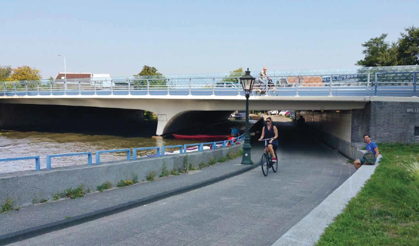 Zo gaat de fietsroute onder de Willem de Zwijgerbrug door er straks uitzien. 