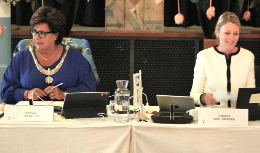 De burgemeester corrigeerde de raad. | Foto: WS.