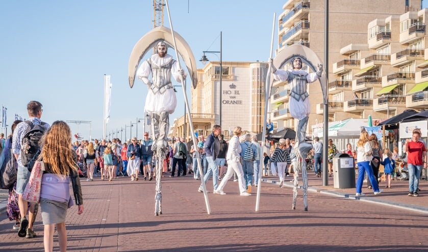 Cirque des Dunes op en rond de duinen bij de Koningin Wilhemina Boulevard te Noordwijk aan Zee. Geniet van spectaculaire acts!  